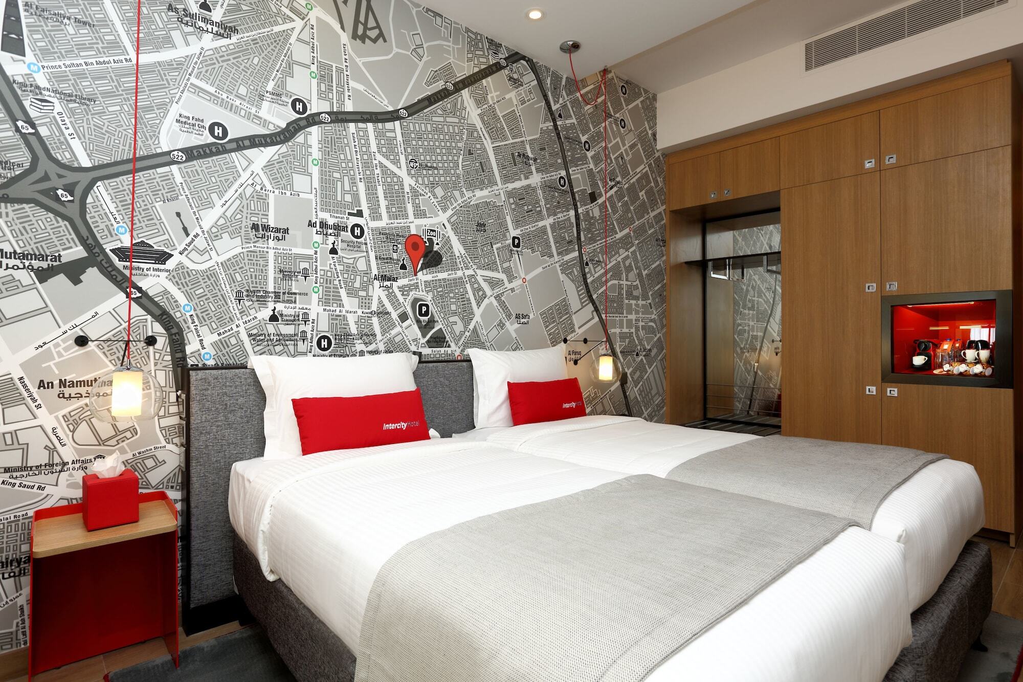 होटल Intercityhotel Malaz 4*